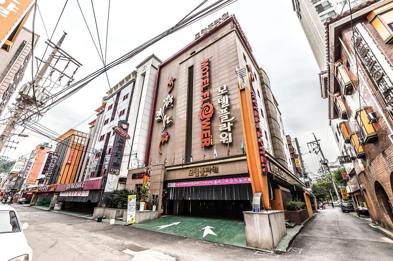 Flower Hotel Seoul Bagian luar foto