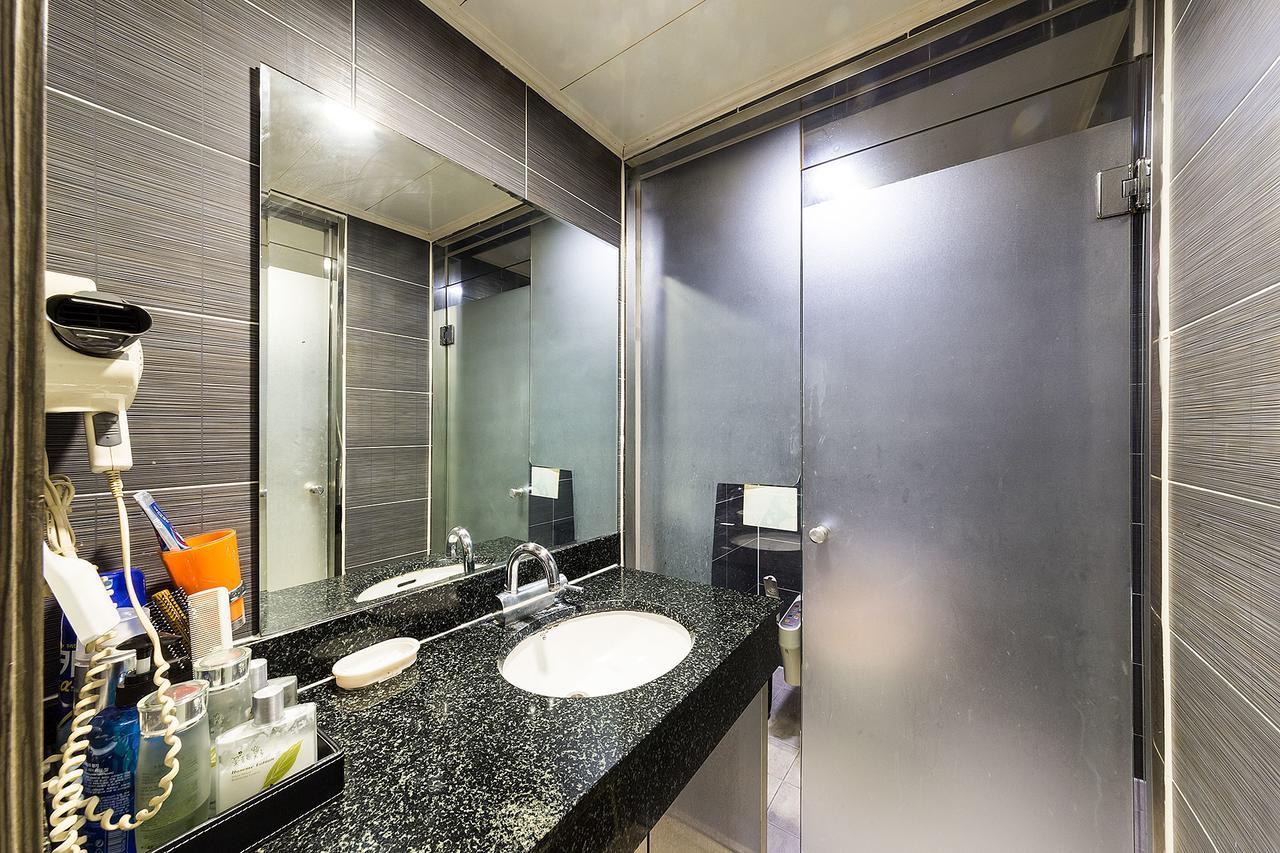 Flower Hotel Seoul Bagian luar foto