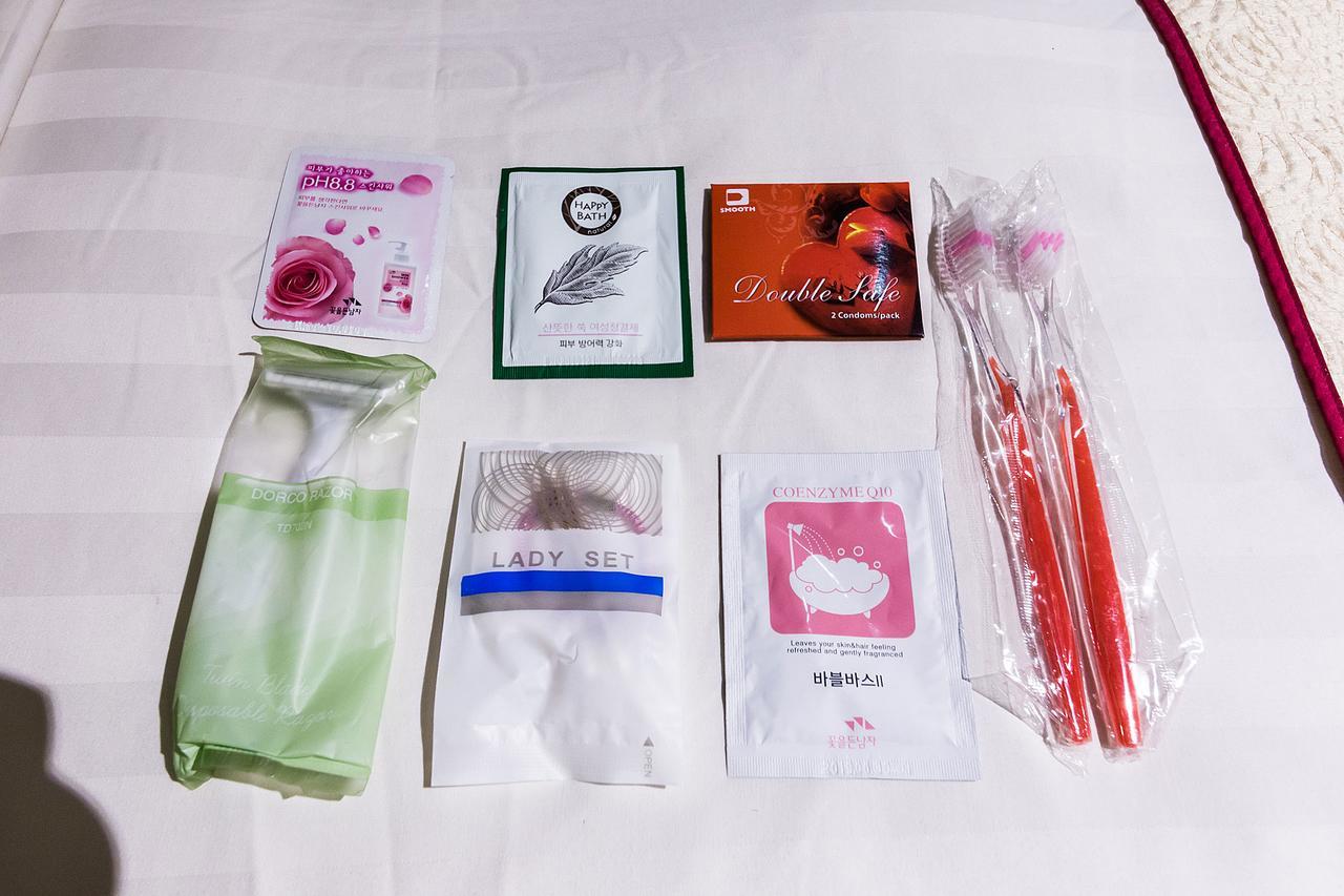 Flower Hotel Seoul Bagian luar foto
