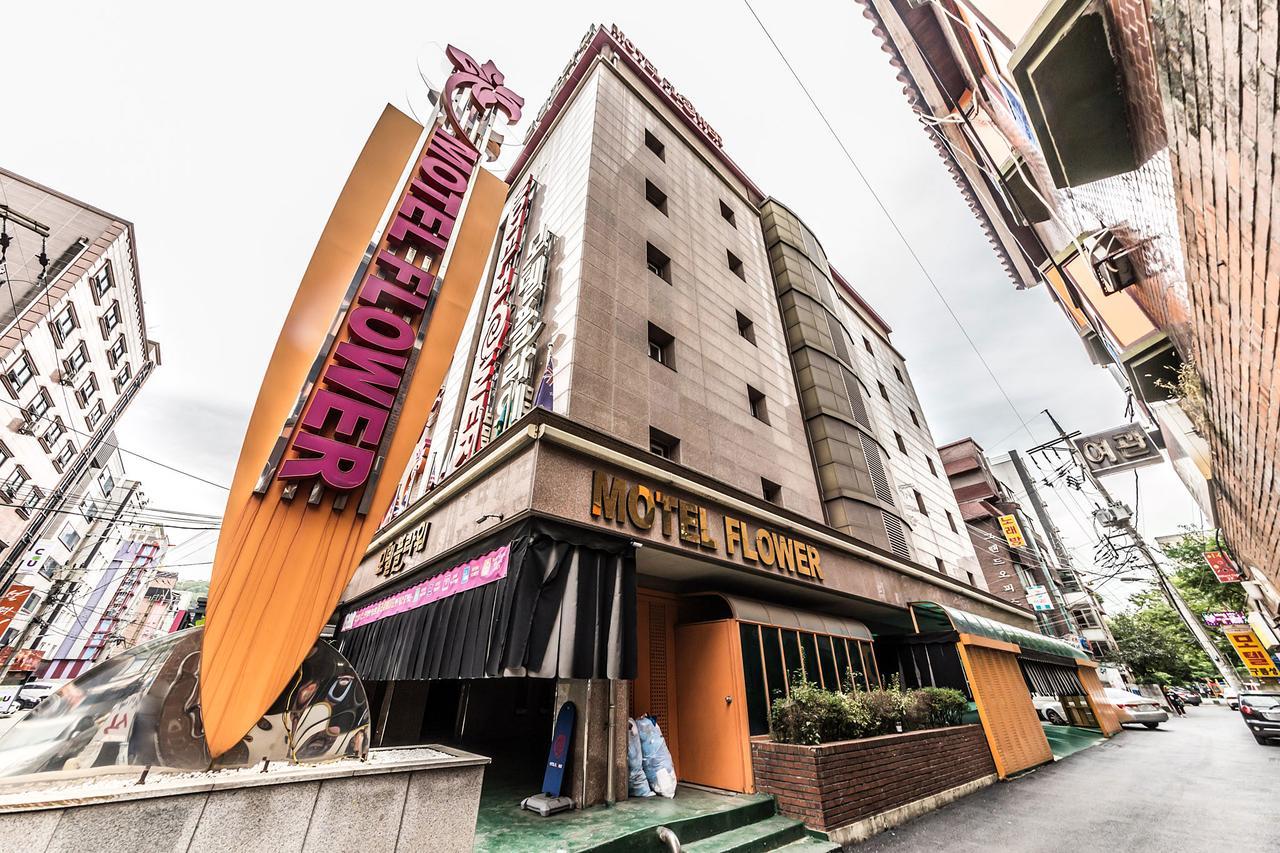 Flower Hotel Seoul Bagian luar foto