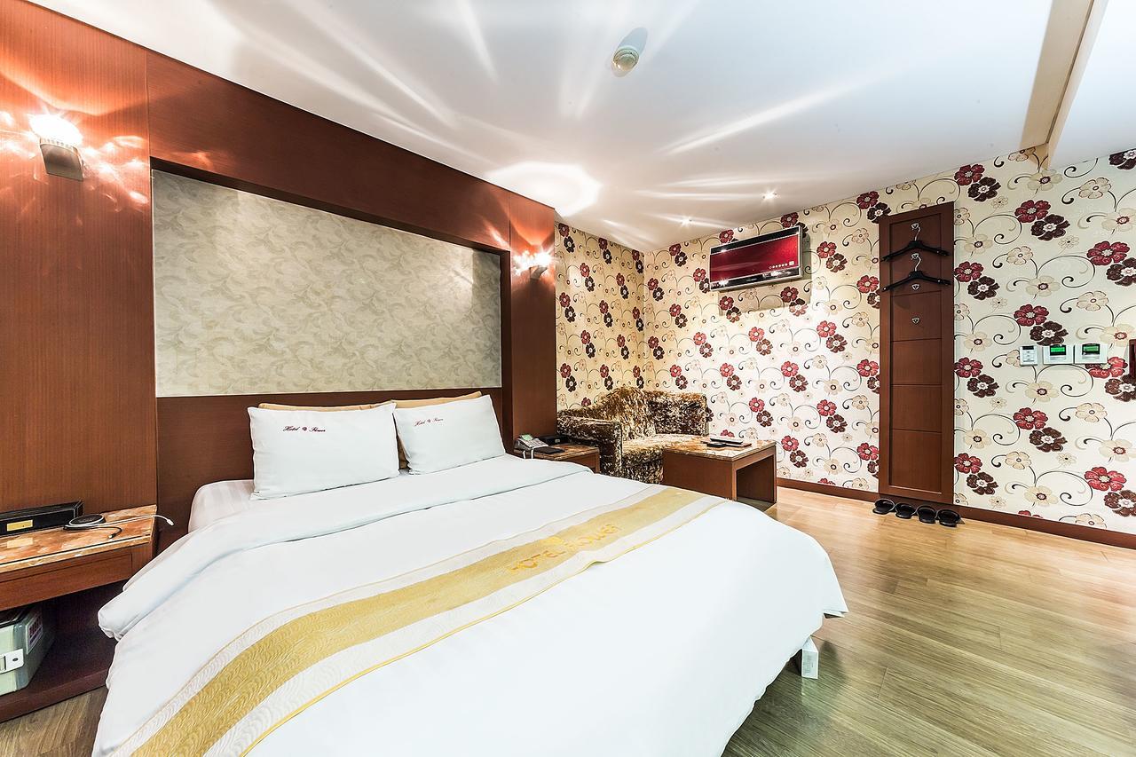 Flower Hotel Seoul Bagian luar foto