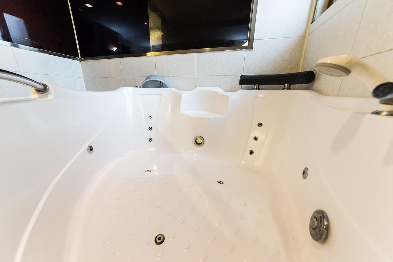 Flower Hotel Seoul Bagian luar foto
