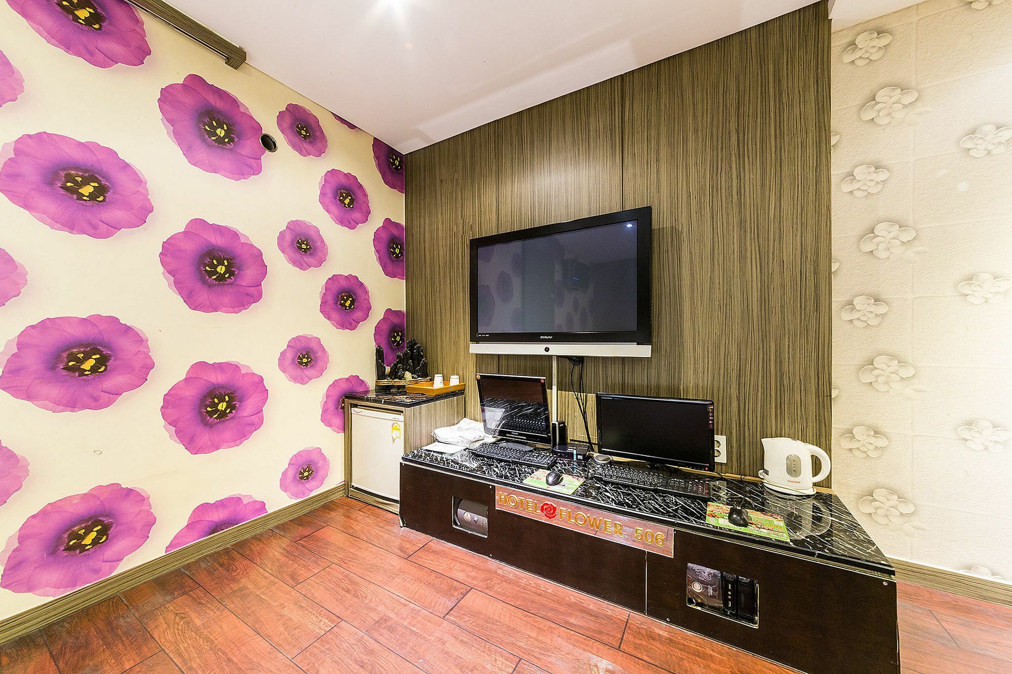 Flower Hotel Seoul Bagian luar foto